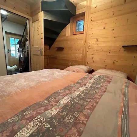 Cosy - Renovated And Charming *