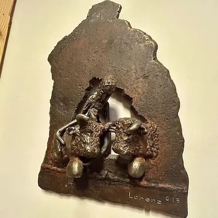 Cosy - Renovated And Charming *